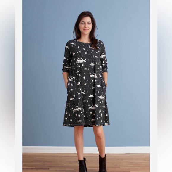 Winter Water Factory cross front space dress - Picture 3 of 3